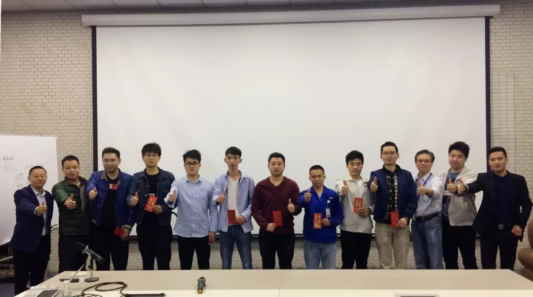 關注細節,精益求精 | TD-250D灌膠機研發成功并順利出貨 關注細節,精益求精 | TD-250D灌膠機研發成功并順利出貨