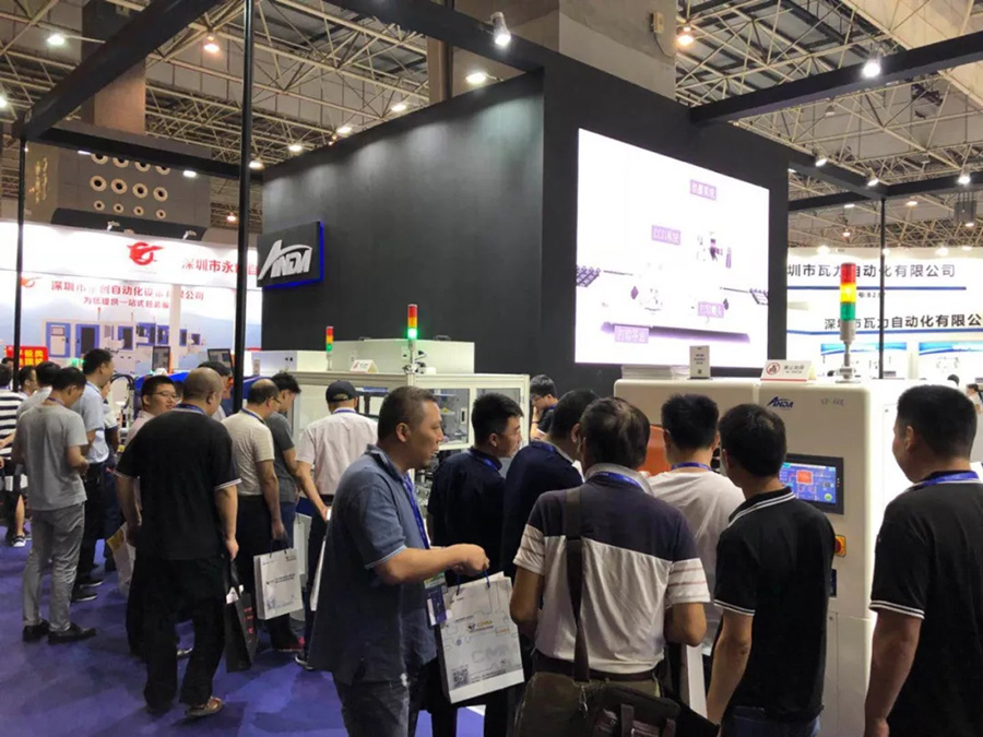 安達堅持自主創(chuàng)新,多部設備首次公開亮相 | 電子制造自動化展報道 安達堅持自主創(chuàng)新,多部設備首次公開亮相 | 電子制造自動化展報道